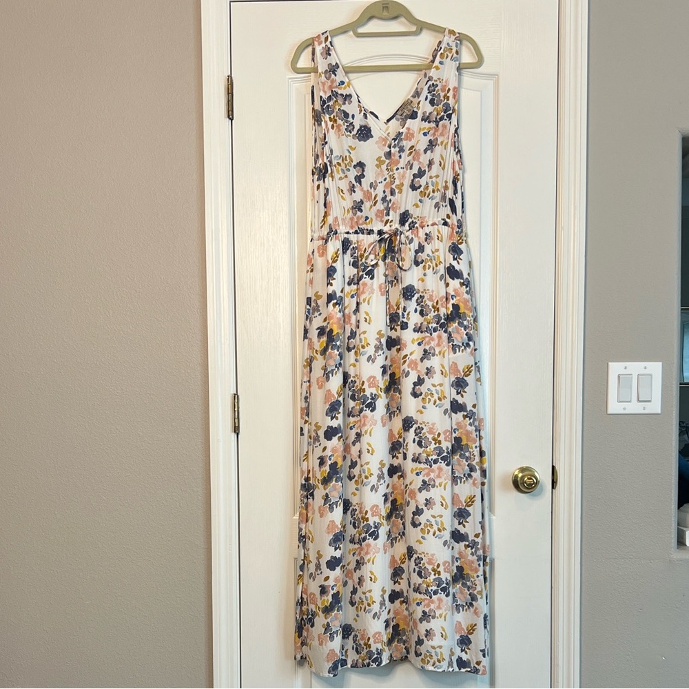 Lucky Brand White Floral Maxi Dress with Blue and Peach Flowers - Picture 8 of 8